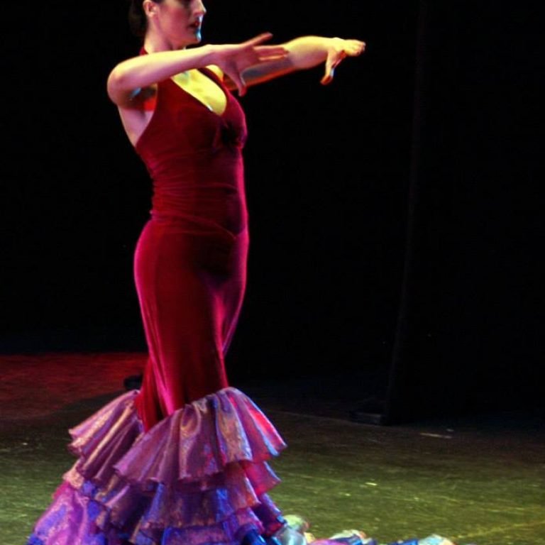 Lola Ramos Flamenco y Sevillanas