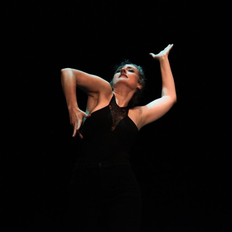 Lola Ramos Flamenco y Sevillanas